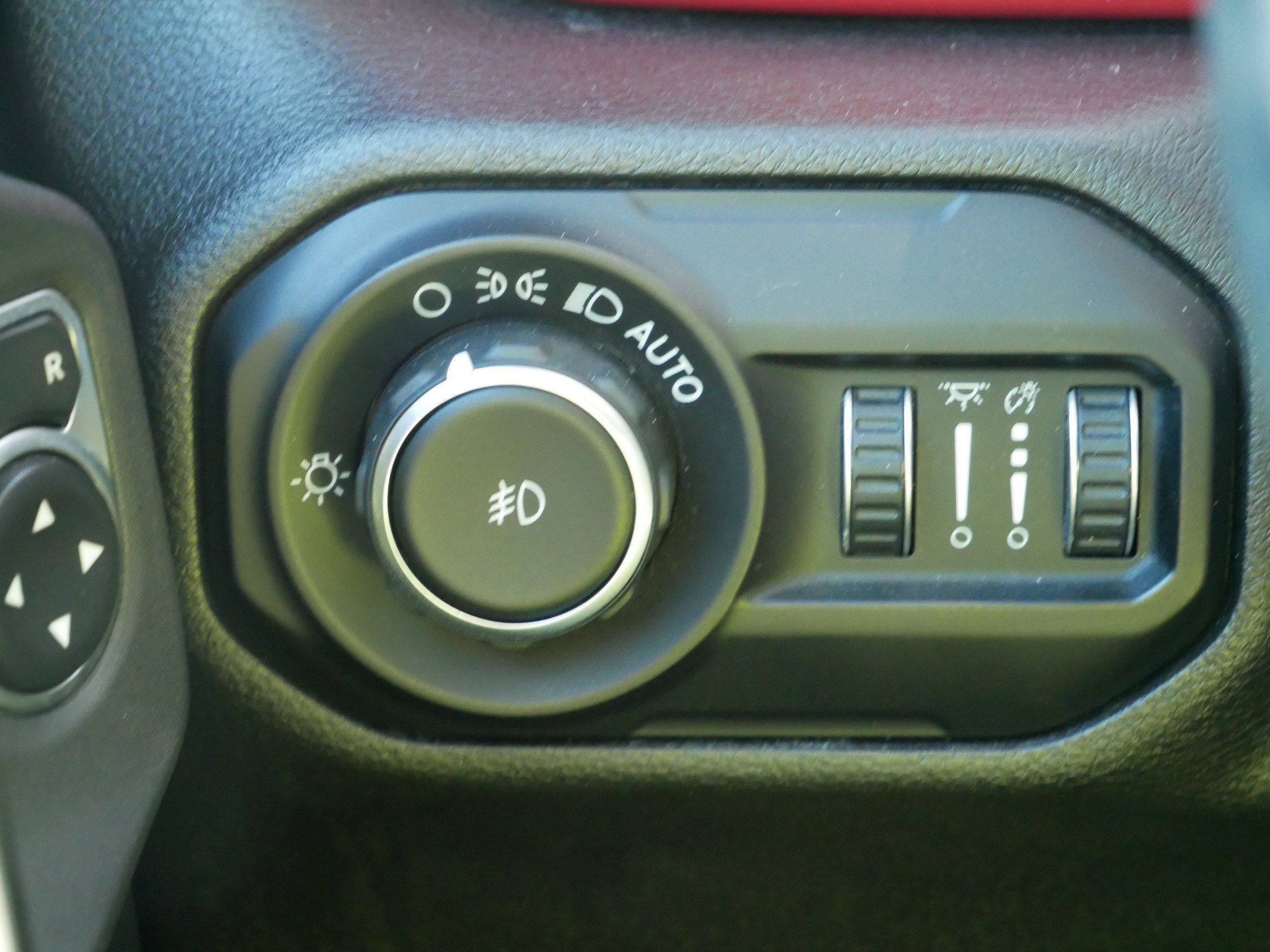 Used 2019 Jeep Wrangler Unlimited Rubicon AWD/4WD image 26