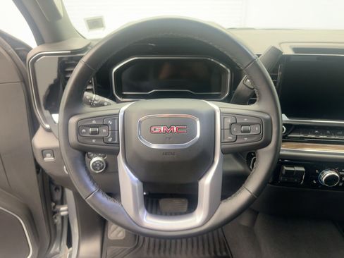 Certified 2025 GMC Sierra 1500 Elevation image 17