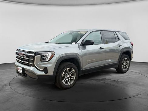 Used 2025 GMC Terrain Elevation AWD/4WD image 3