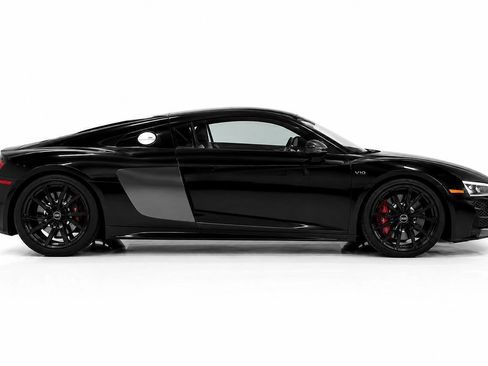 Used 2022 Audi R8 V10 performance RWD image 9