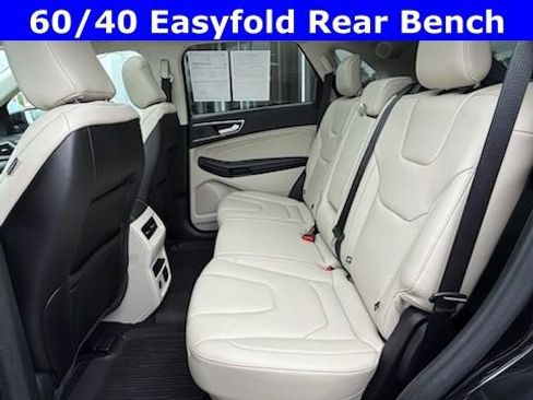 Used 2021 Ford Edge Titanium image 17
