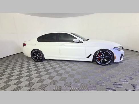 Used 2022 BMW M550i xDrive w/ Executive Package AWD/4WD image 34