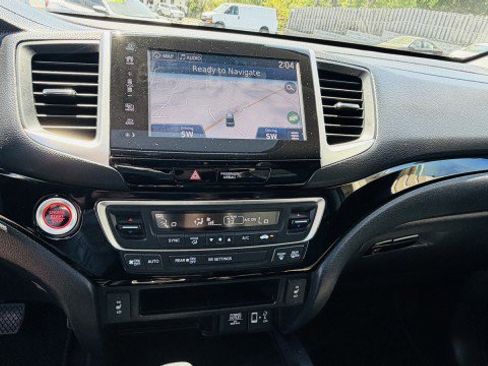 Used 2019 Honda Ridgeline RTL-E image 13