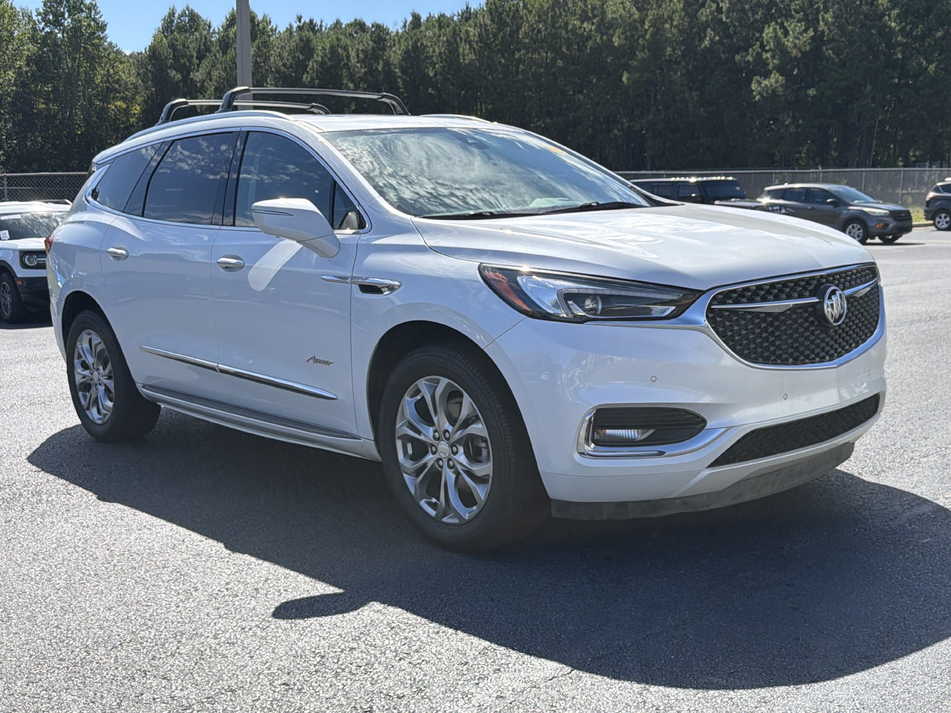 Used 2021 Buick Enclave Avenir w/ LPO, Hit The Road Package FWD image 20