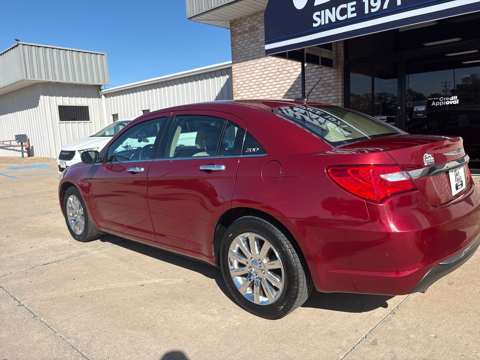 Used 2014 Chrysler 200 Limited w/ Sun/Sound Group FWD image 11