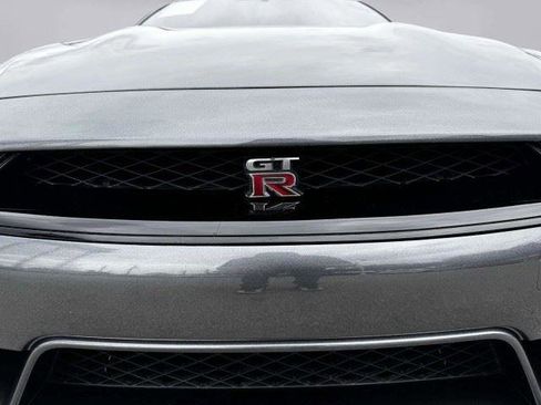 Used 2013 Nissan GT-R Premium AWD/4WD image 13