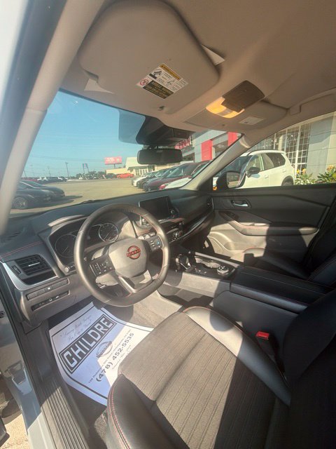 Used 2025 Nissan Rogue SV w/ Rock Creek Premium Package AWD/4WD image 11