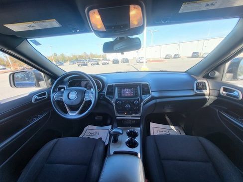 Used 2014 Jeep Grand Cherokee Laredo w/ Quick Order Package 23E image 12