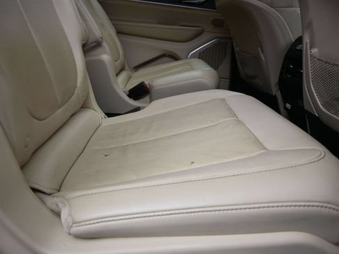 Used 2021 Jeep Grand Cherokee L Limited RWD image 22