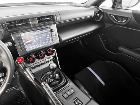 Used 2024 Subaru BRZ tS image 24