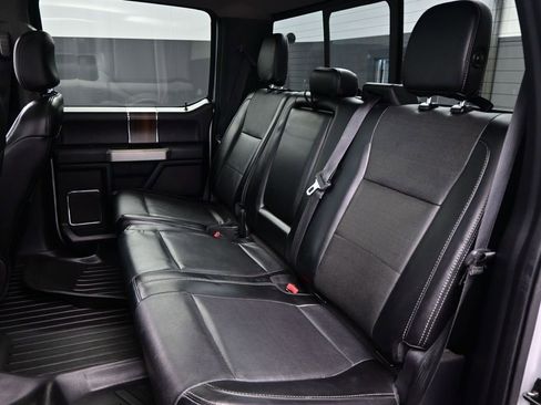 Used 2015 Ford F150 Lariat w/ Equipment Group 501A Mid image 33