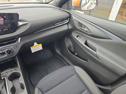 New 2026 Buick Envista Preferred image 14