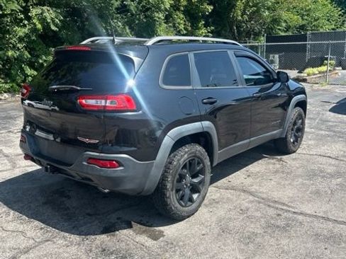 Used 2016 Jeep Cherokee Trailhawk w/ Comfort/Convenience Group AWD/4WD image 7