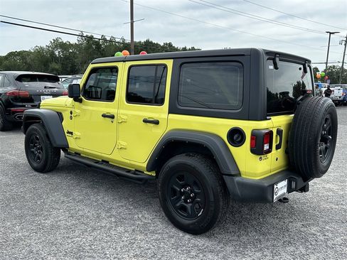 Used 2023 Jeep Wrangler Sport image 8