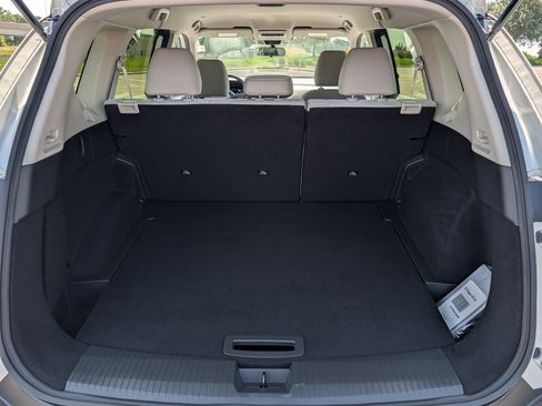 Used 2023 Nissan Rogue SV AWD/4WD image 18