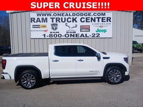 Used 2023 GMC Sierra 1500 Denali image 2