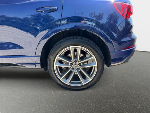 Used 2025 Audi Q3 2.0T Premium w/ Convenience Package AWD/4WD image 10