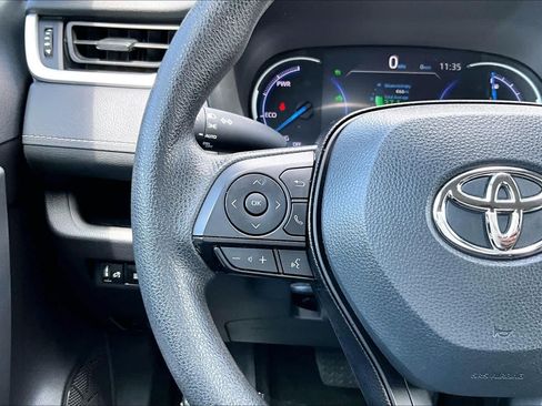 Used 2023 Toyota RAV4 XLE AWD/4WD image 23