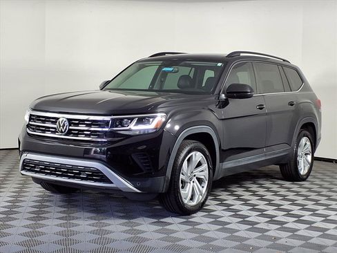 Used 2021 Volkswagen Atlas SE w/ Panoramic Sunroof Package image 3