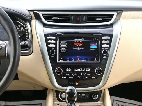 Used 2019 Nissan Murano SL image 18