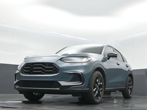 Certified 2024 Honda HR-V Sport image 8