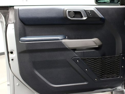 Used 2022 Ford Bronco Outer Banks image 17