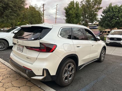 Used 2024 BMW X1 xDrive28i image 3