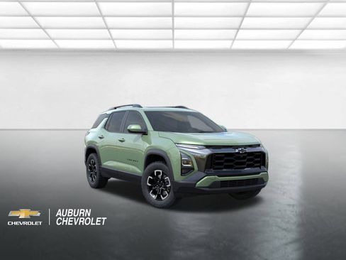 New 2026 Chevrolet Equinox ACTIV AWD/4WD image 1