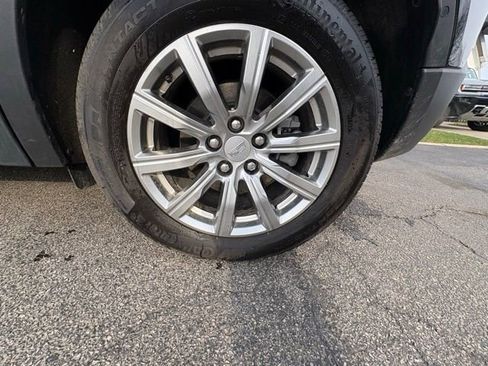 Used 2022 Cadillac XT4 Premium Luxury w/ Enhanced Visibility Package image 30