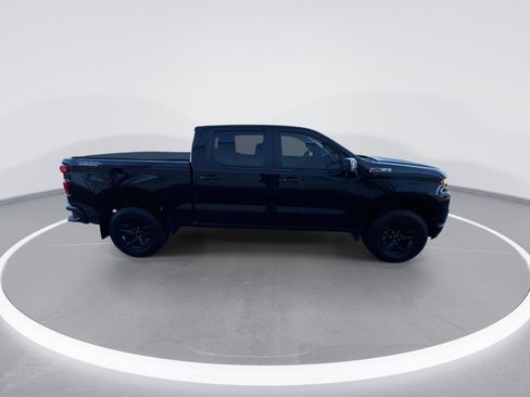 Used 2020 Chevrolet Silverado 1500 LT Trail Boss image 9