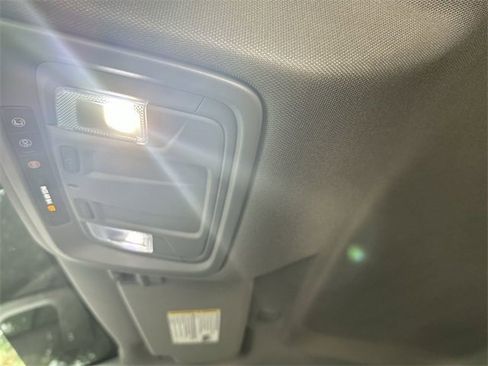 Used 2024 Chevrolet Silverado 3500 LT w/ Convenience Package image 16