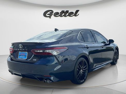 Used 2021 Toyota Camry XSE FWD image 5