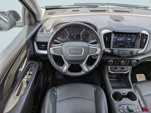 Used 2022 GMC Terrain SLT w/ Infotainment Package II FWD image 15