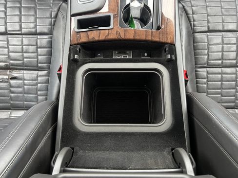 Used 2021 Cadillac Escalade Sport Platinum RWD image 25