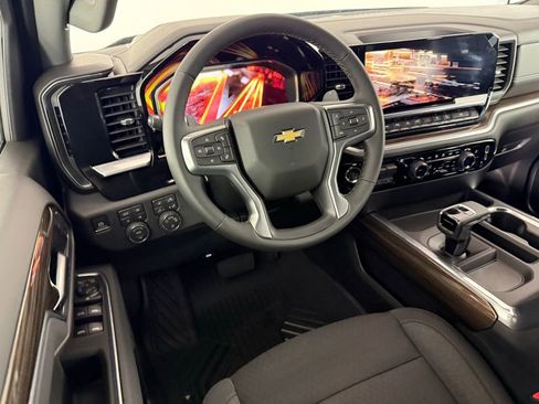 New 2026 Chevrolet Silverado 1500 LT w/ Z71 Off-Road Package AWD/4WD image 18