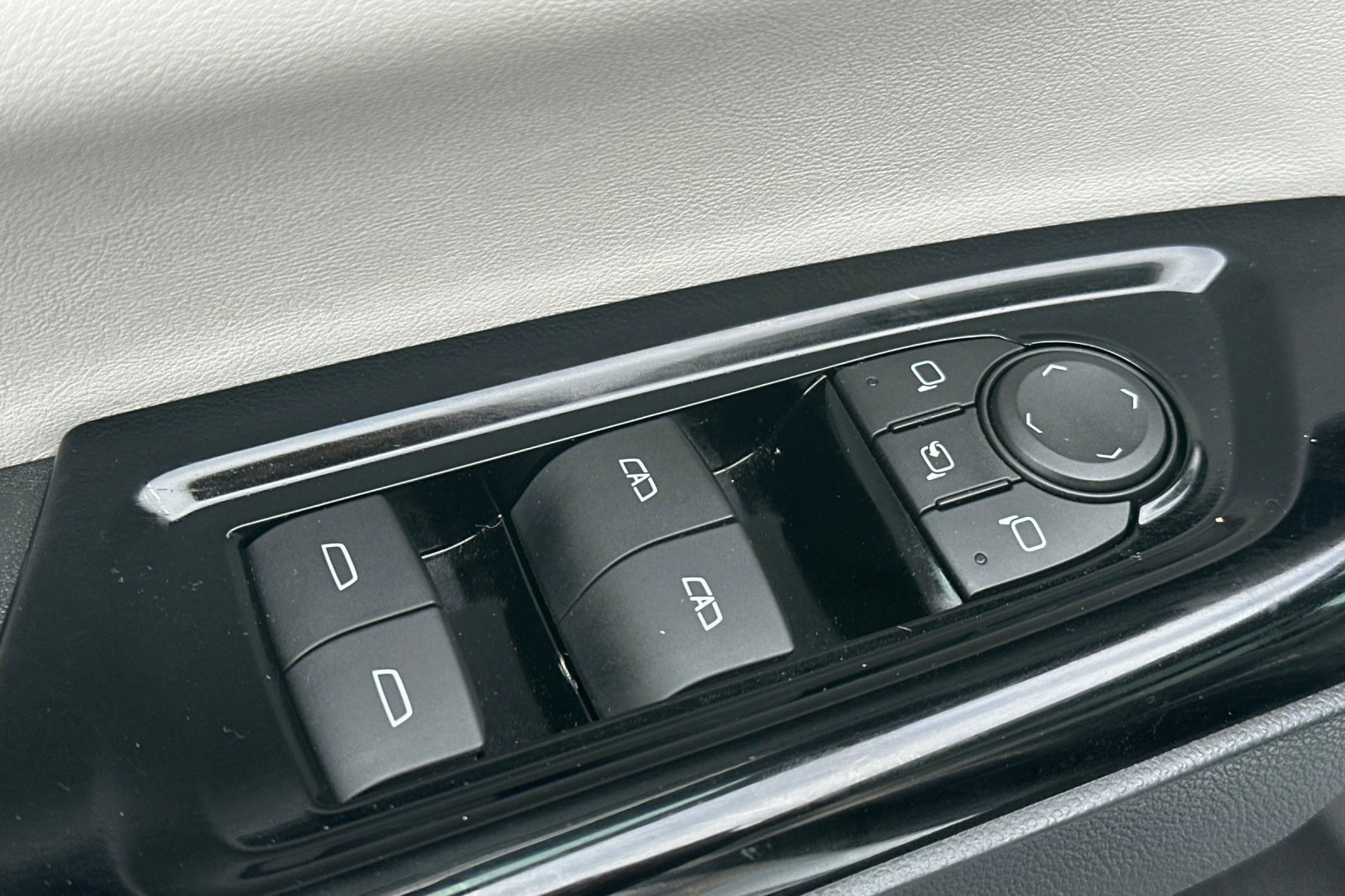 Certified 2024 Honda Prologue Elite image 13