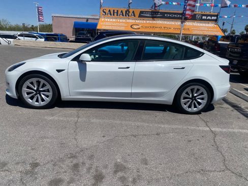 Used 2023 Tesla Model 3 Standard Range RWD image 9