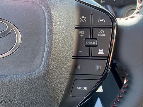 New 2026 Toyota Prius Plug-In Hybrid FWD image 21