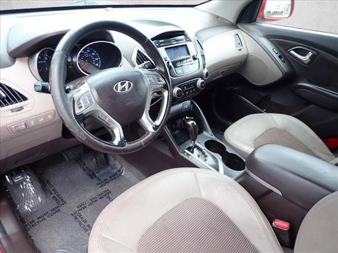 Used 2012 Hyundai Tucson GLS AWD/4WD image 10