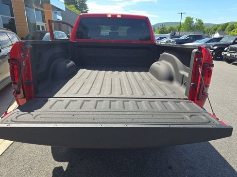 Certified 2026 RAM 2500 Big Horn AWD/4WD image 30
