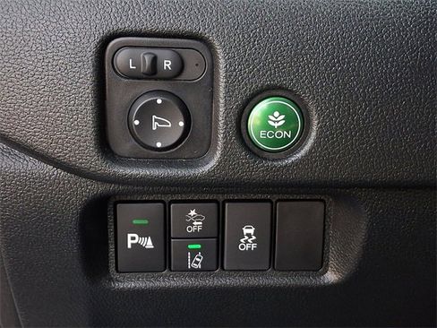 Certified 2022 Honda Pilot Touring image 28