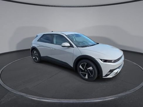 New 2026 Hyundai Ioniq 5 SEL image 2