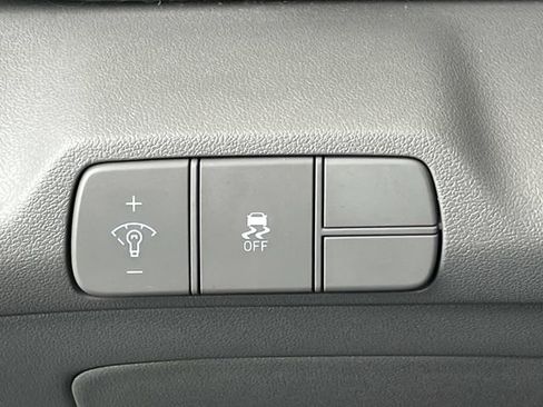 Certified 2024 Hyundai Elantra SEL w/ Convenience Package FWD image 25
