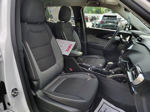 Used 2023 Chevrolet TrailBlazer LT w/ Convenience Package AWD/4WD image 20