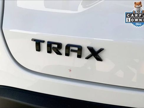 Used 2024 Chevrolet Trax RS w/ Sunroof Package FWD image 7