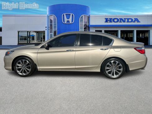 Used 2014 Honda Accord Sport image 3