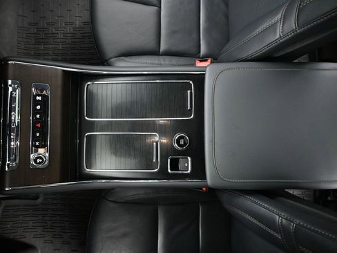 Used 2025 Lincoln Aviator Reserve w/ Jet Appearance Package image 35