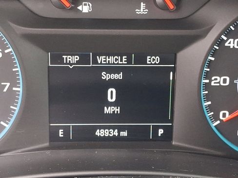 Used 2021 Chevrolet Equinox LS image 20