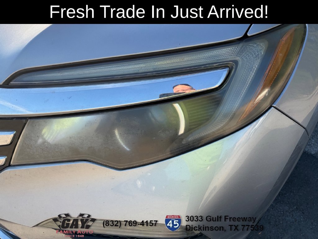 Used 2017 Honda Pilot Elite image 4
