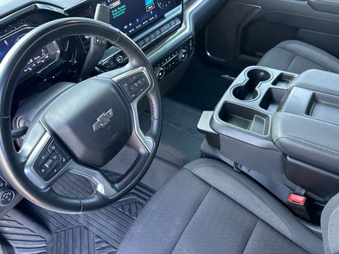 Used 2023 Chevrolet Silverado 1500 LT Trail Boss w/ Protection Package image 11